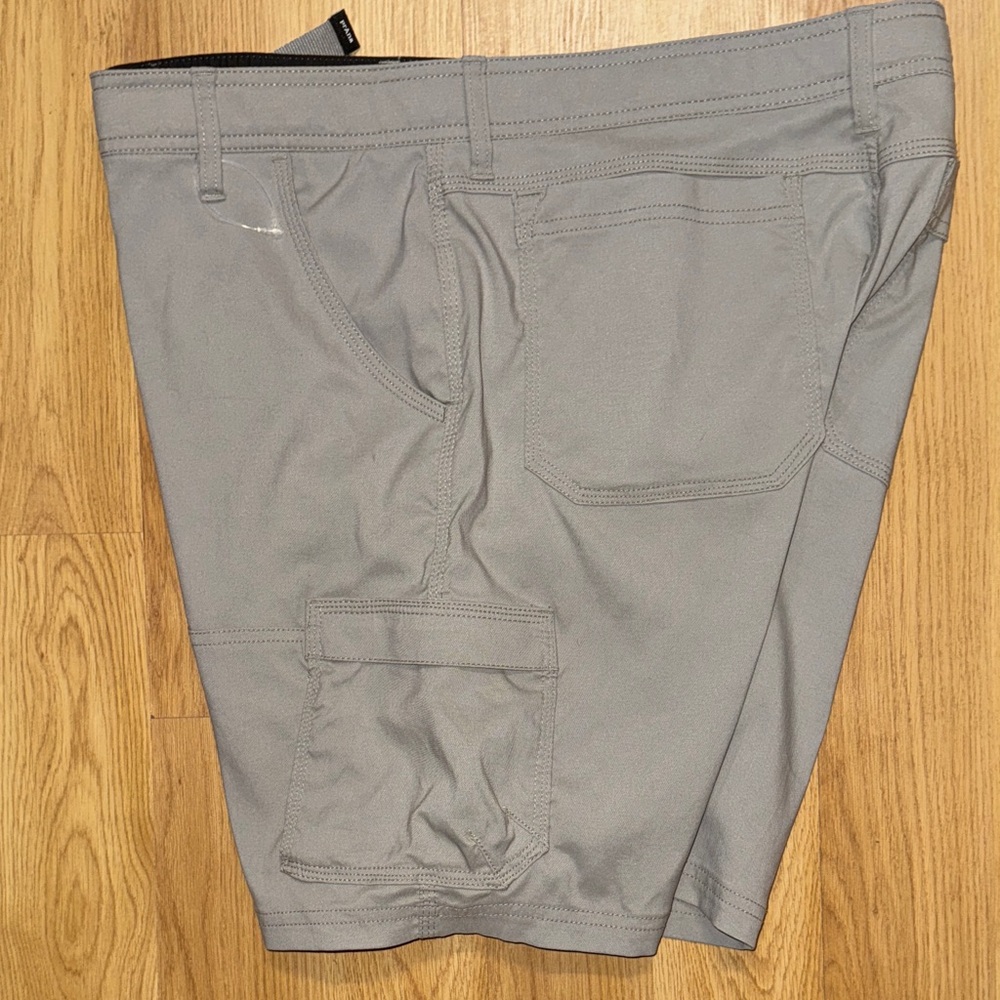 Prana size 36 36/08 nwot new Men's Light Gray Cargo Shorts - Picture 7 of 8